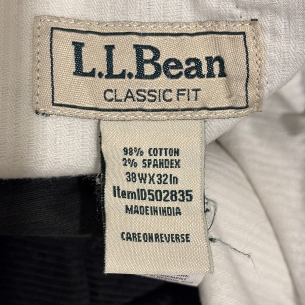 LL Bean Black Corduroy Chino Pants Mens 38x31 Classic Fit Thick Cotton Stretch - Picture 2 of 11